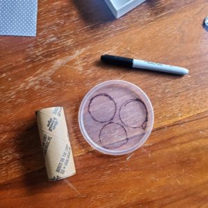 DIY Kaleidoscope: Cut out your three circles
